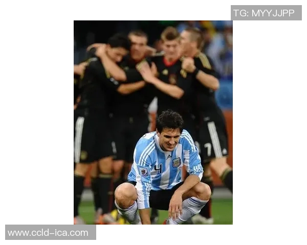 许钟豪的奋斗历程与成功秘诀探秘：从平凡到卓越的蜕变之路